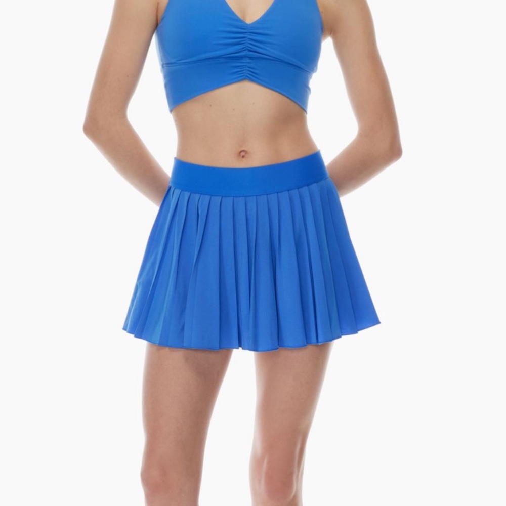 TnaMOVE blue tennis skirt, bought from Artiza Worn once Size Small